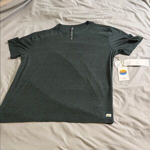 Vuori Charcoal Short Sleeve Tee
